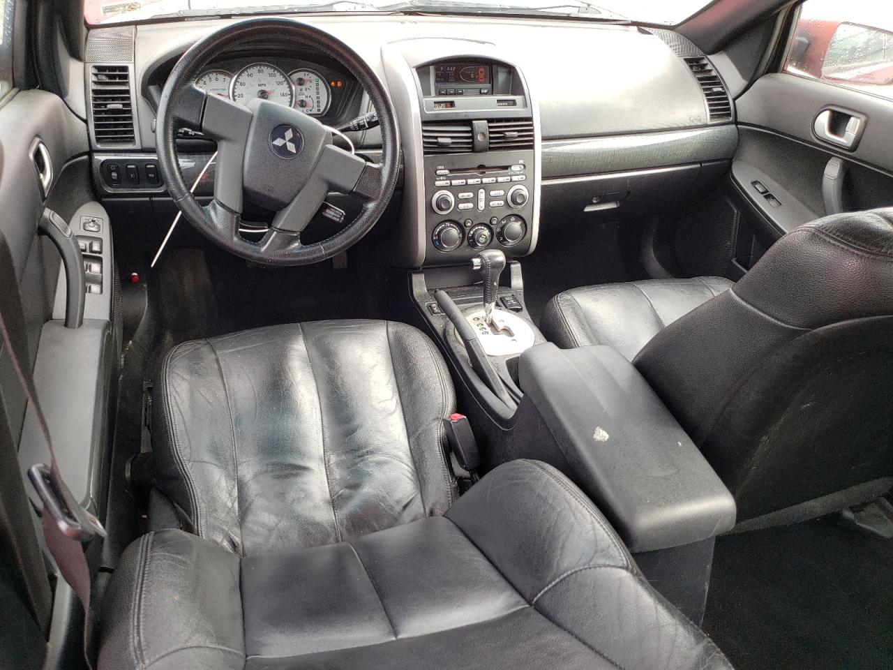 2006 Mitsubishi Galant - Image 8