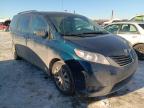 2012 Toyota Sienna Le იყიდება Anchorage-ში, AK - Rear End