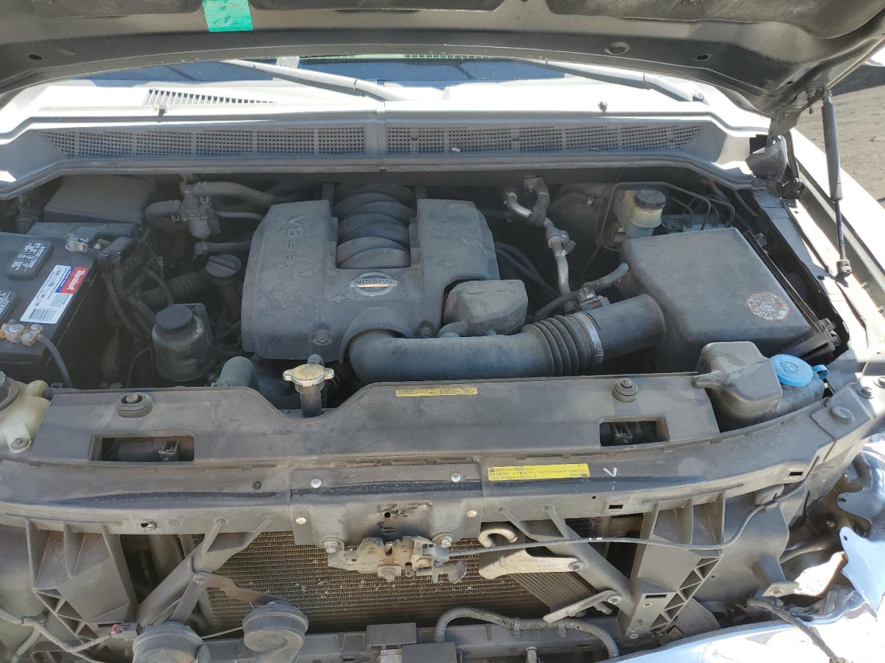 2004 Nissan Titan - Image 13
