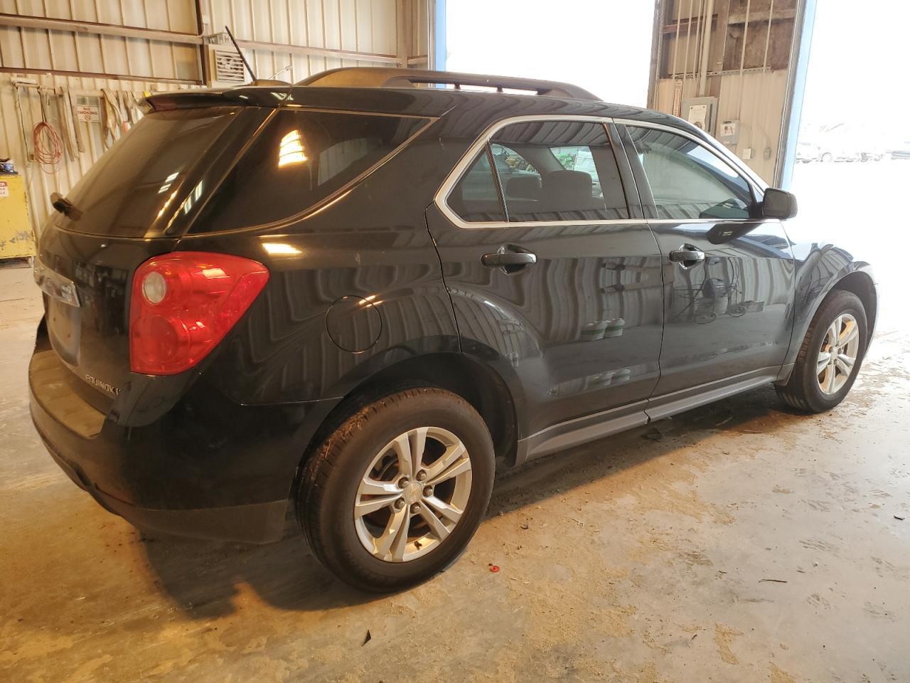 2015 Chevrolet Equinox - Image 3