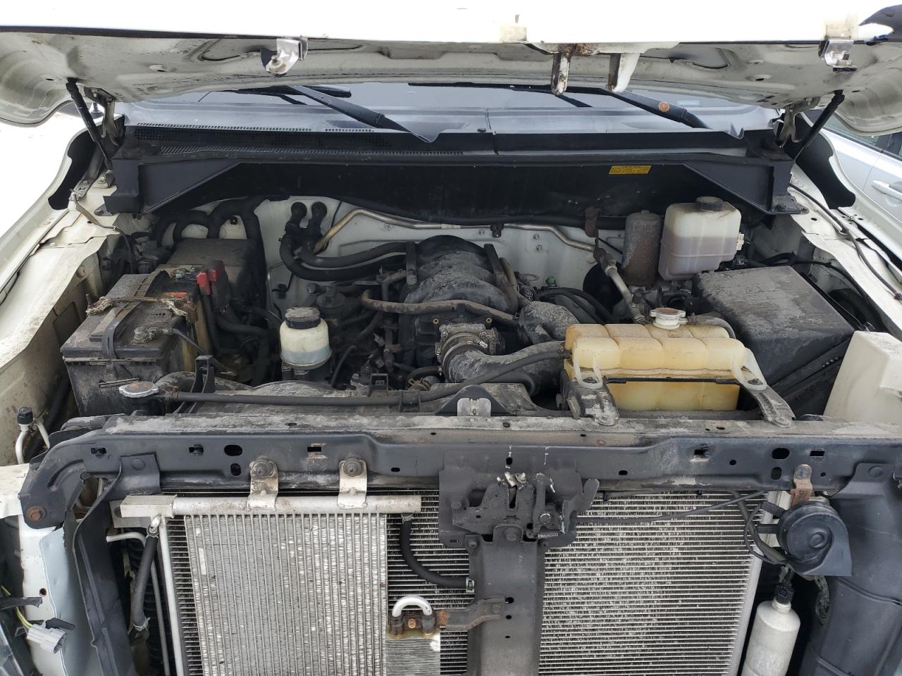 2015 Nissan NV - Image 11