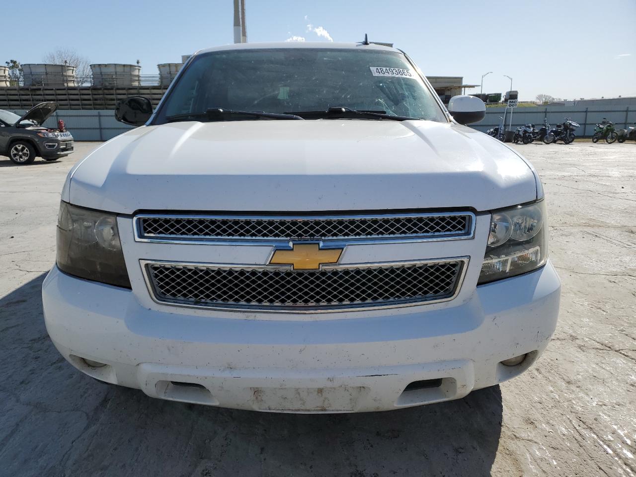 2014 Chevrolet Suburban - Image 5