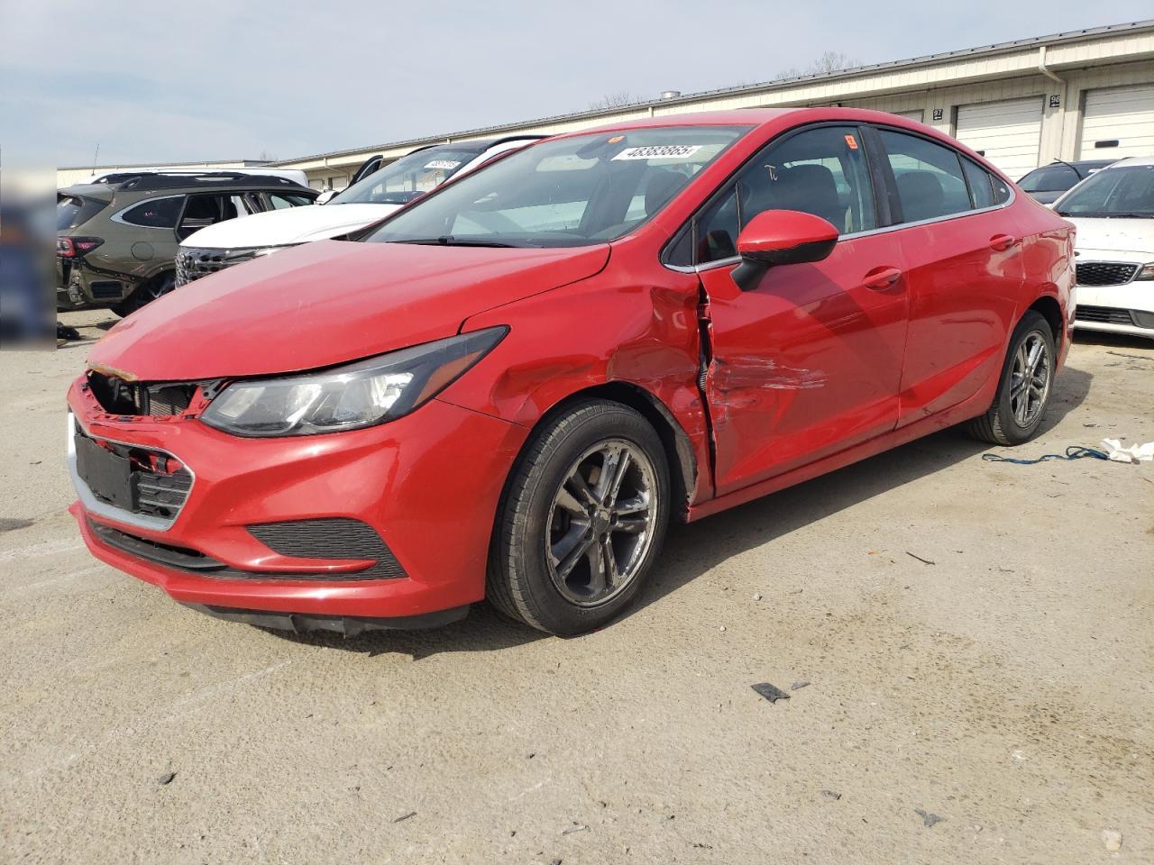 2017 Chevrolet Cruze Lt იყიდება Louisville-ში, KY - Front End