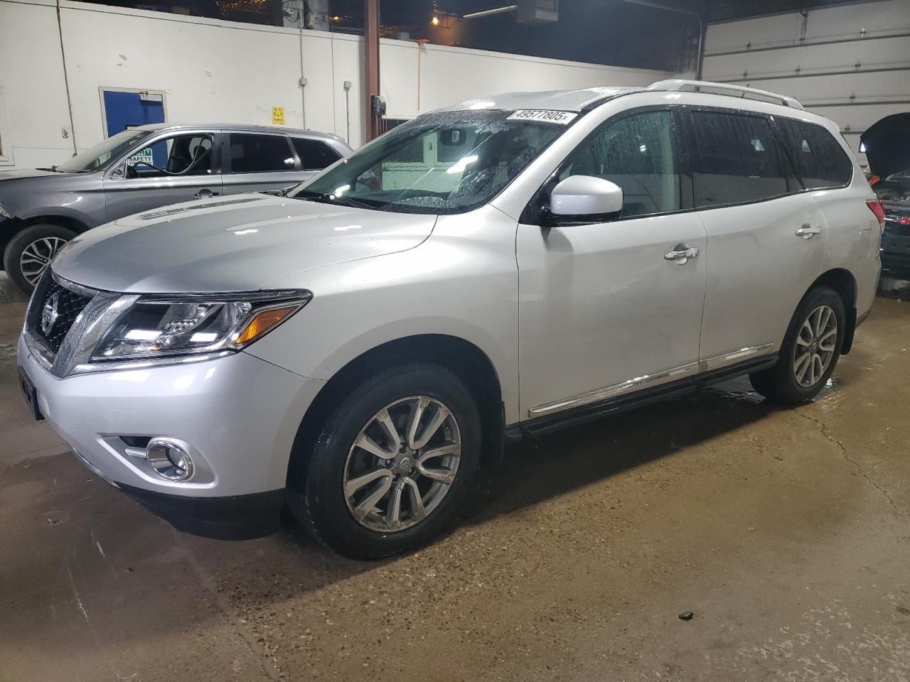 2014 Nissan Pathfinder - Image 1