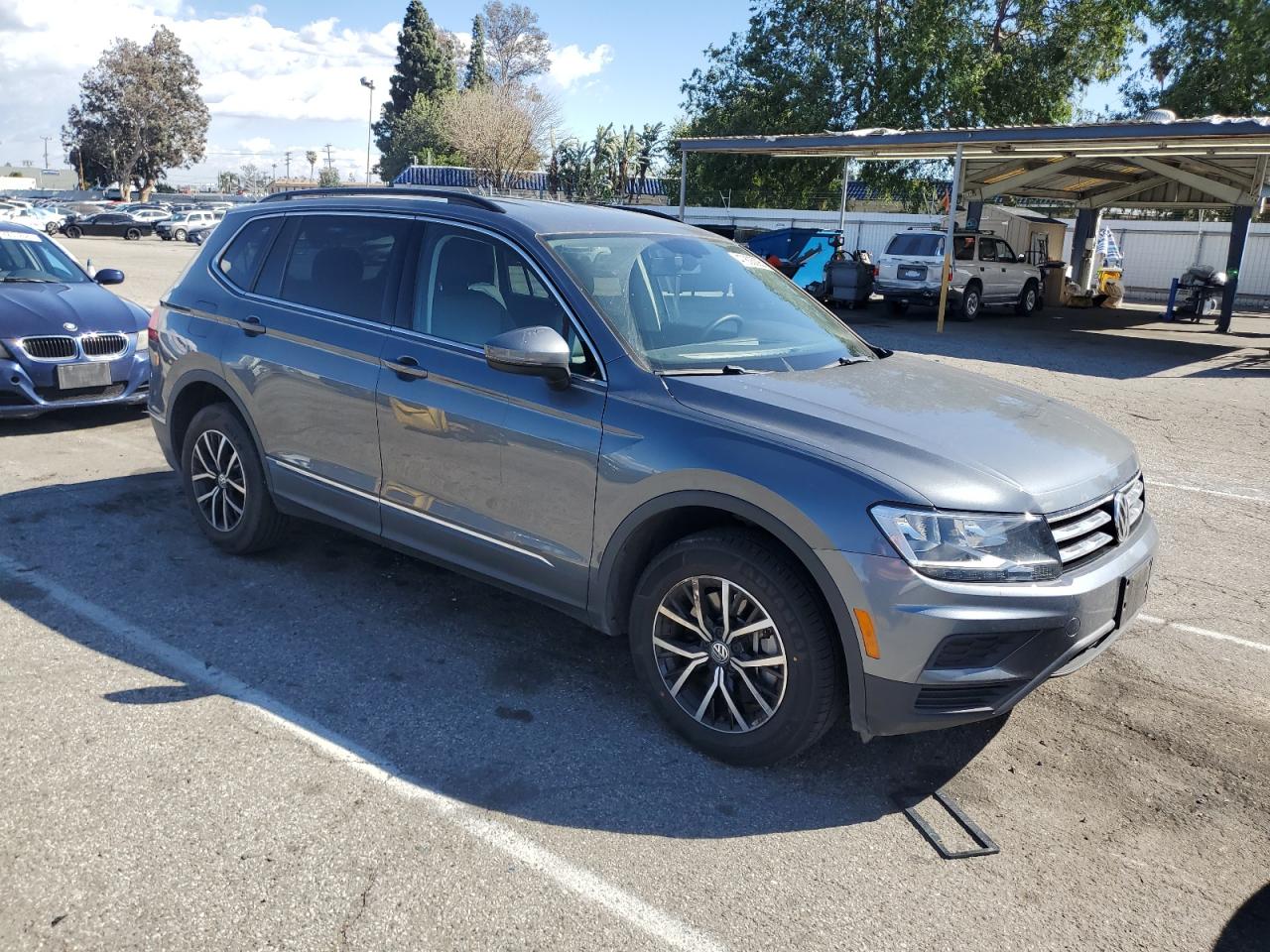 2021 Volkswagen Tiguan - Image 4