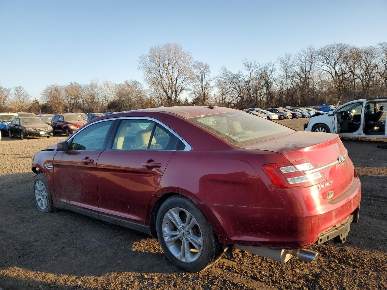 2013 Ford Taurus - Image 2