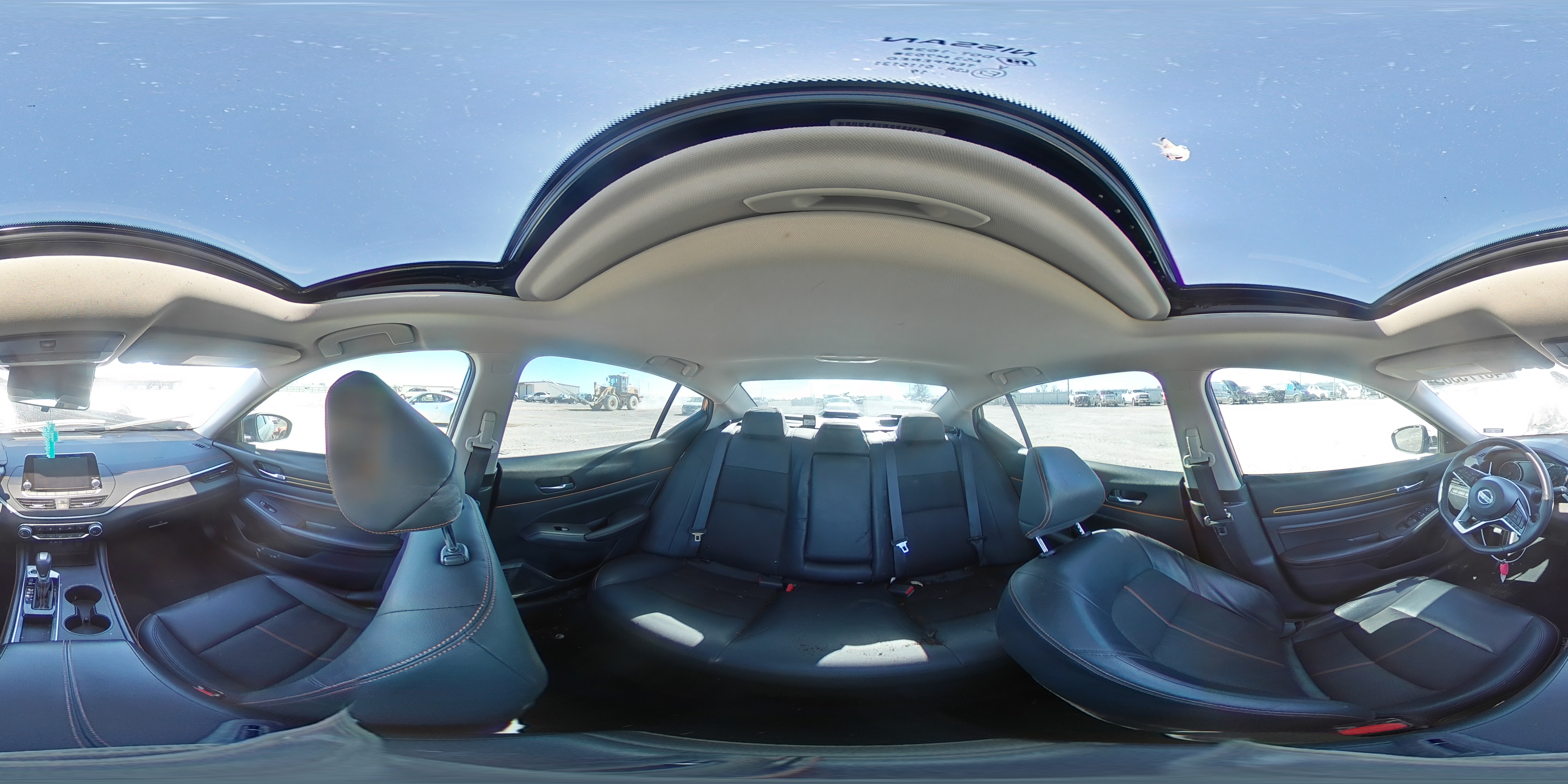 2020 Nissan Altima - Image 13