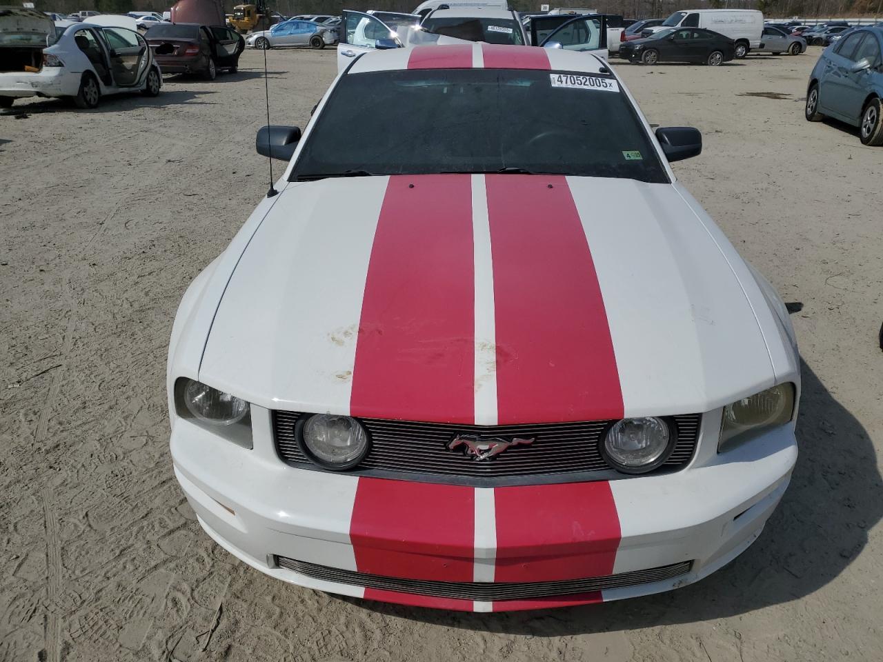 2006 Ford Mustang - Image 5