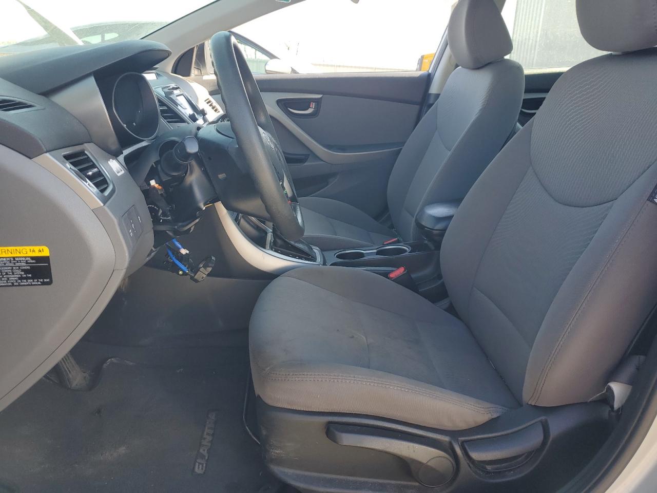 2014 Hyundai Elantra - Image 7
