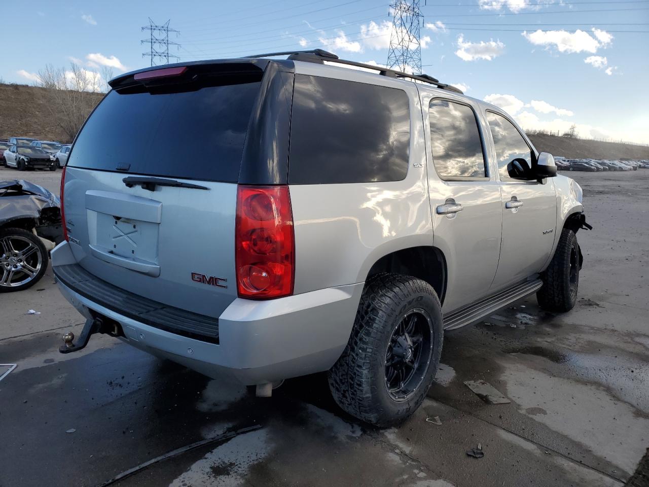 2011 GMC Yukon - Image 3