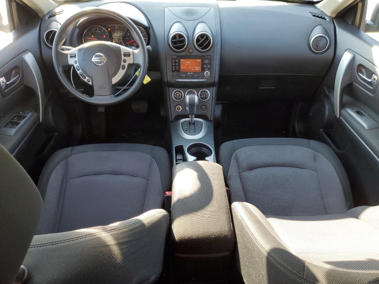 2011 Nissan Rogue - Image 8