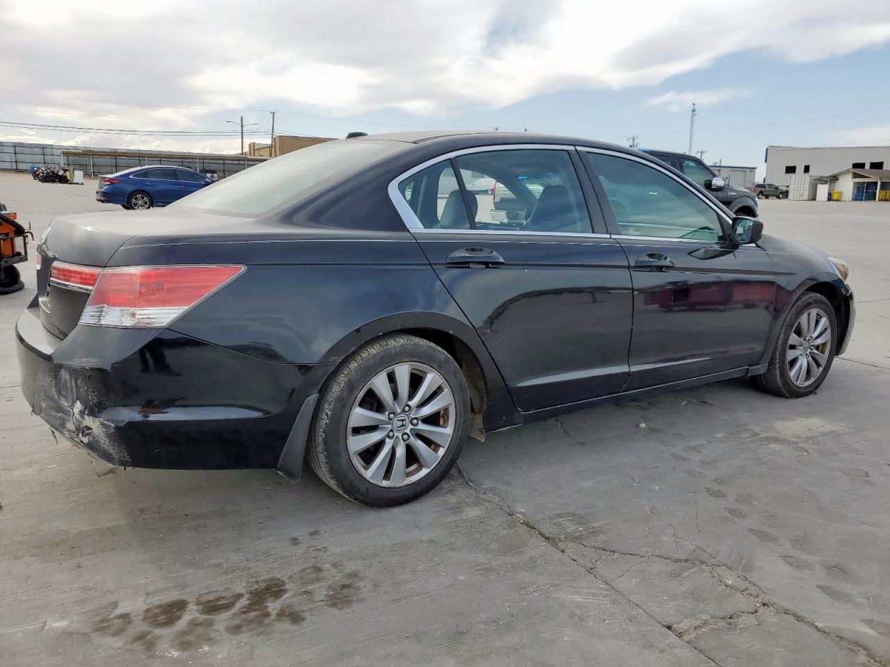 2012 Honda Accord - Image 3