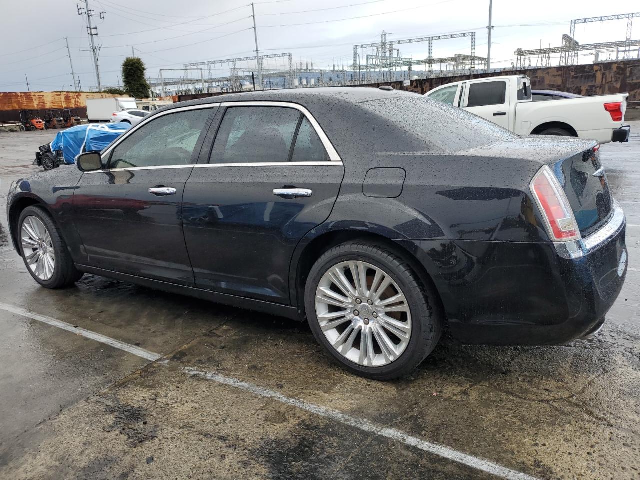 2011 Chrysler 300 - Image 2