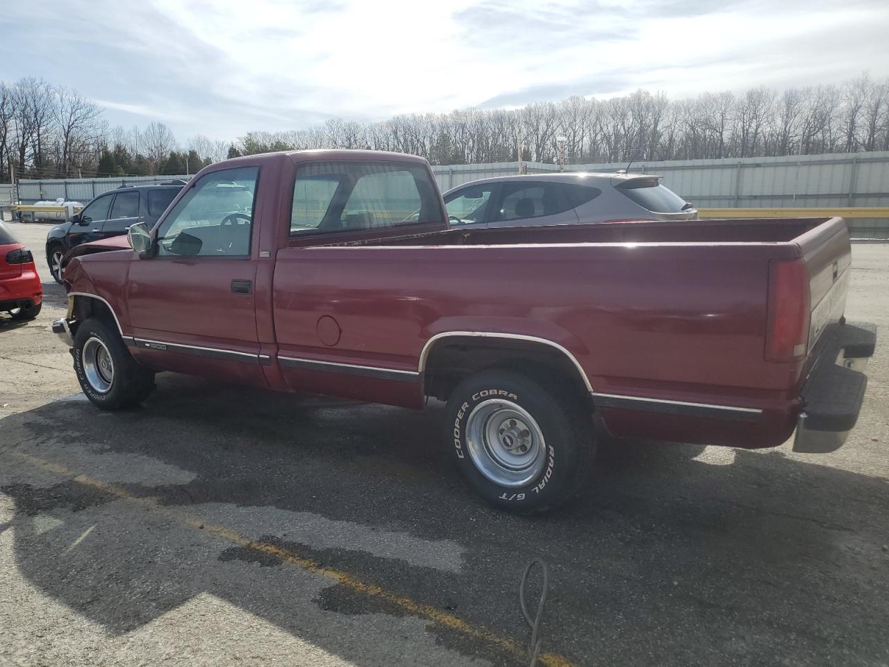 1988 Chevrolet GMT-400 - Image 2