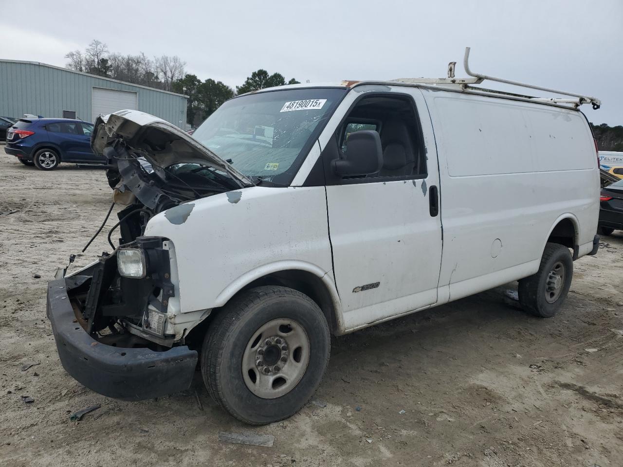 2005 Chevrolet Express G3500 na sprzedaż w Hampton, VA - Front End