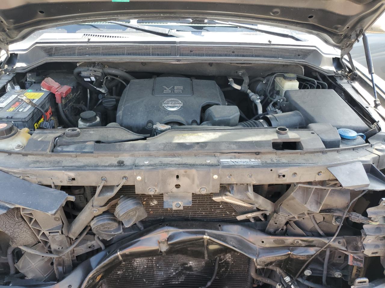 2015 Nissan Armada - Image 12