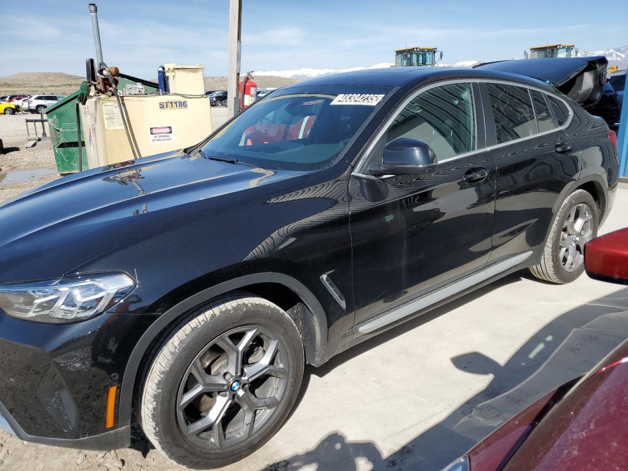 2024 BMW X4 - Image 1