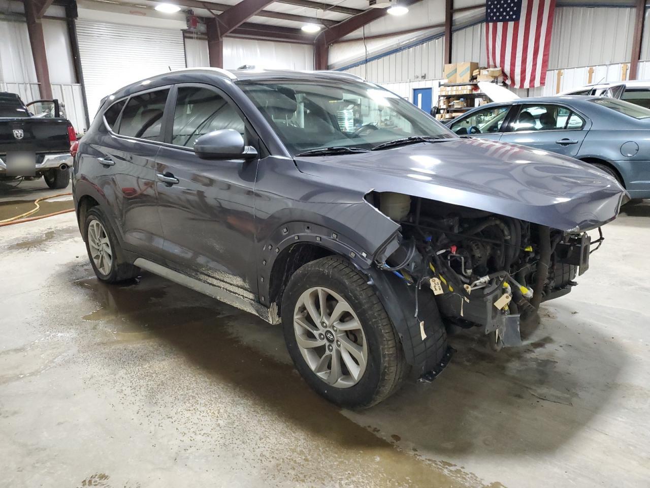 2017 Hyundai Tucson - Image 4