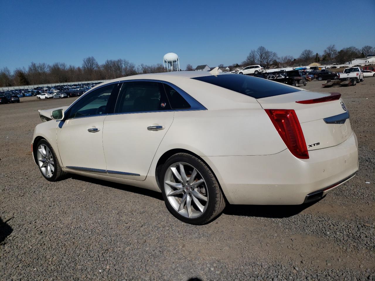 2013 Cadillac XTS - Image 2