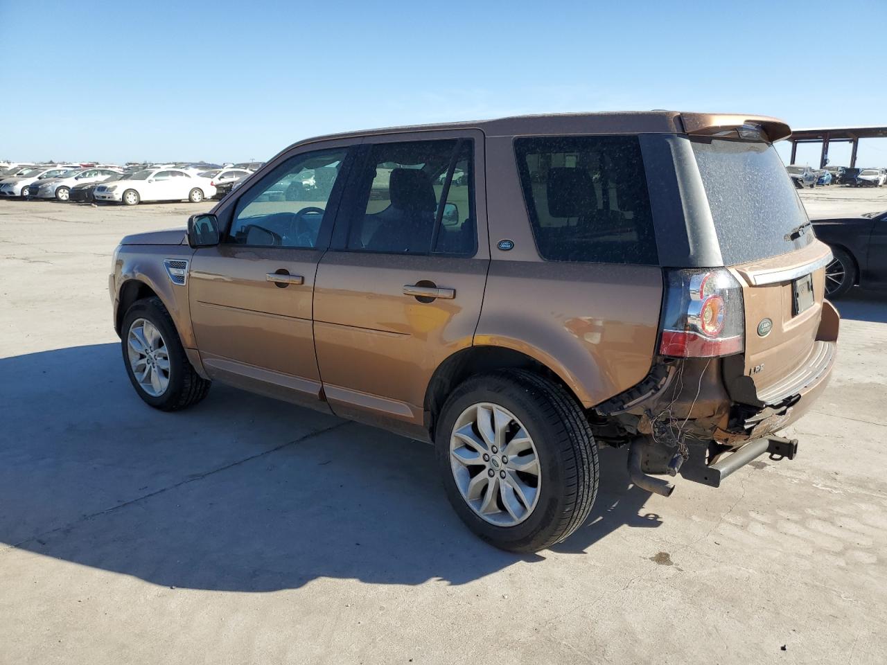 2014 Land Rover LR2 - Image 2