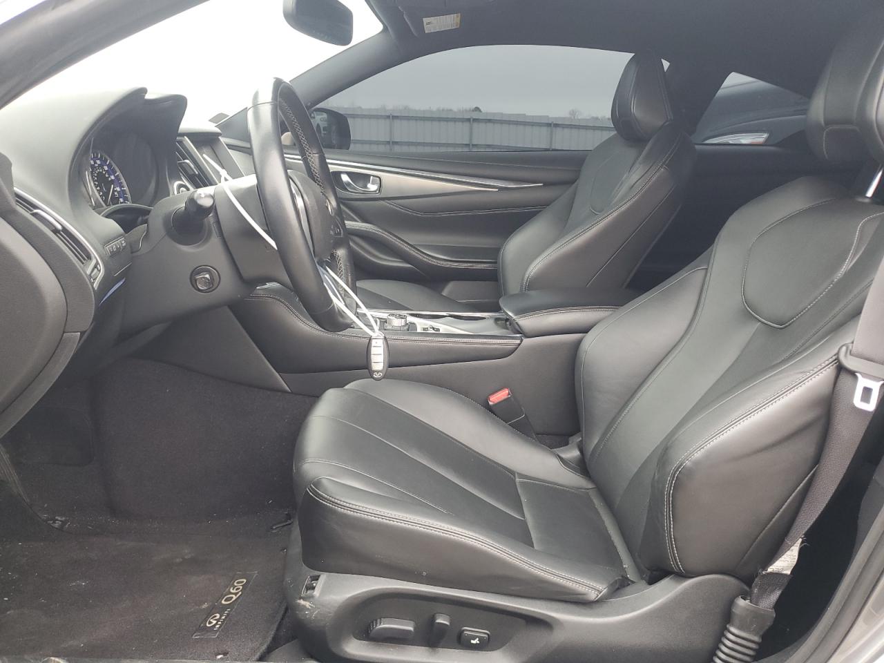 2017 Infiniti Q60 - Image 7