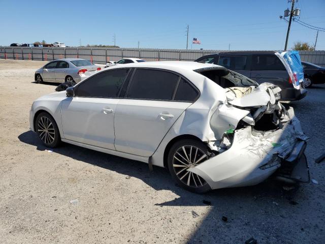  VOLKSWAGEN JETTA 2016 Biały