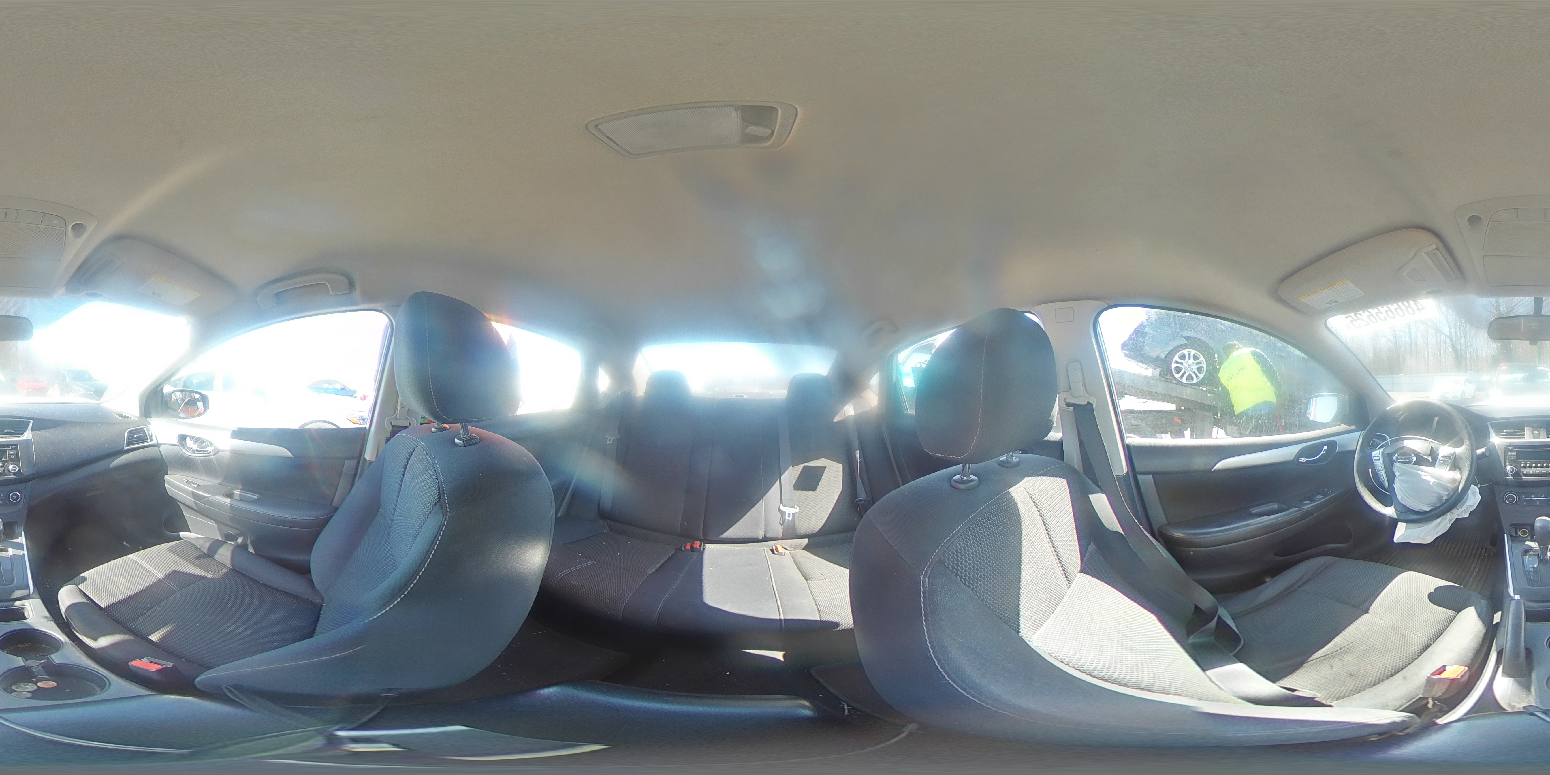 2016 Nissan Sentra - Image 13