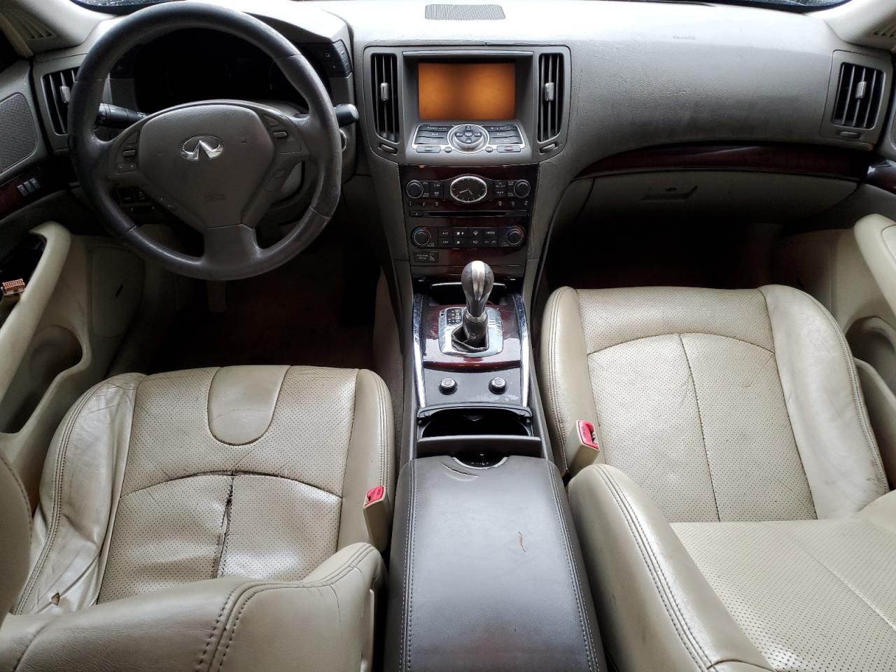 2010 Infiniti G - Image 8