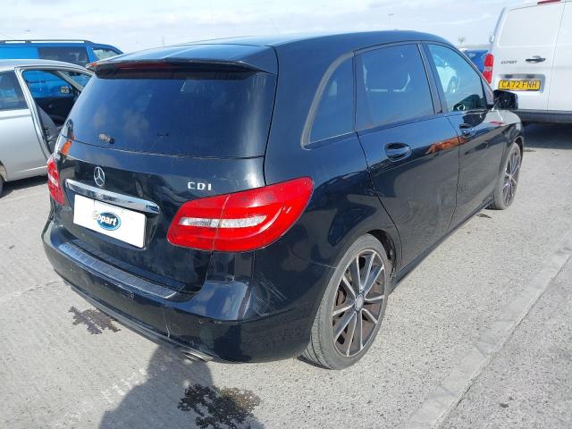 2012 MERCEDES-BENZ B180 BLUEEFFICIENCY SPORT 