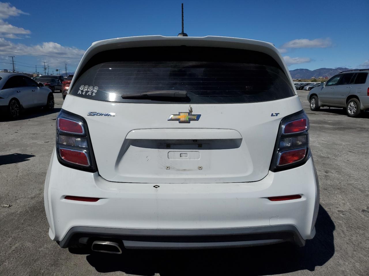 2017 Chevrolet Sonic - Image 6