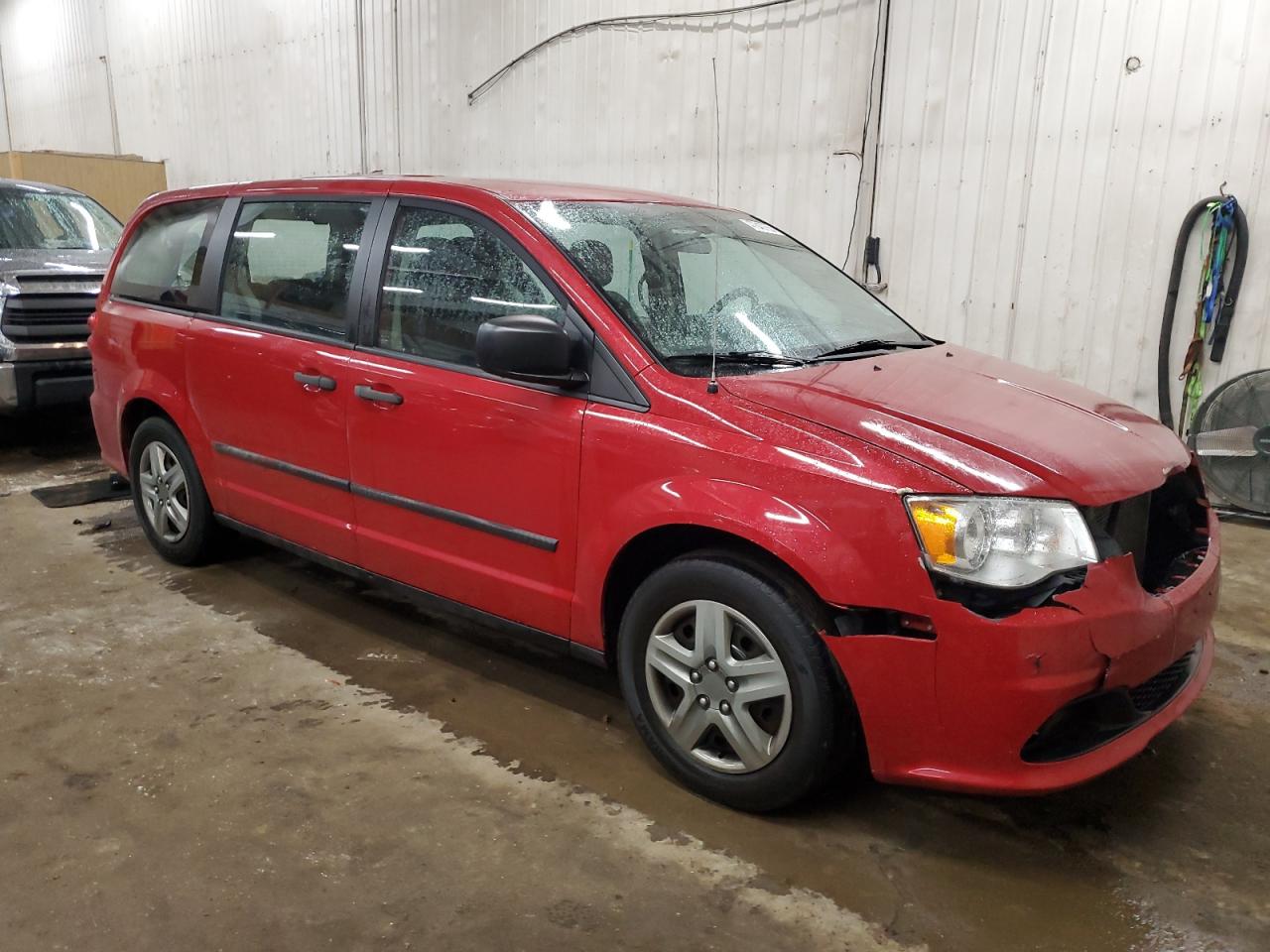 2014 Dodge Caravan - Image 4