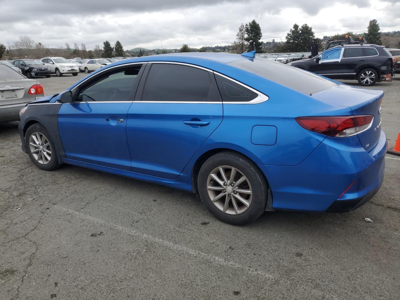 2018 Hyundai Sonata - Image 2