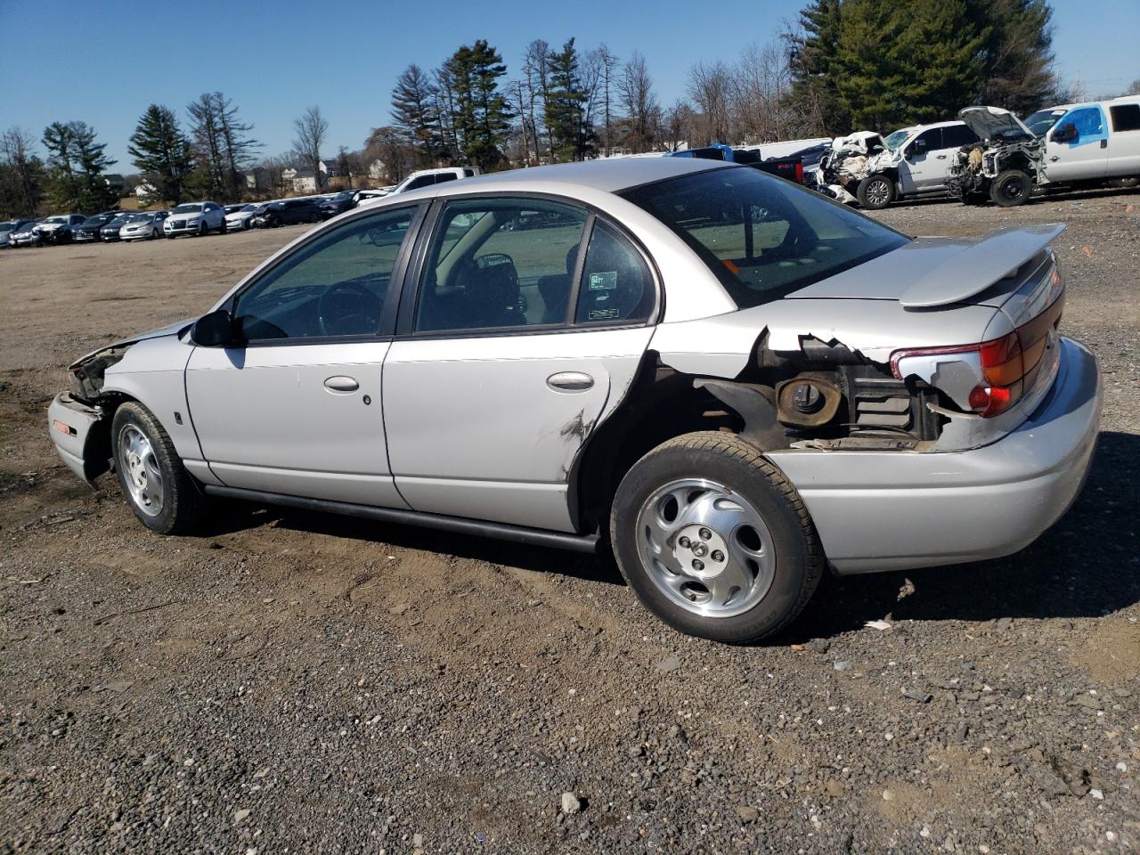 2001 Saturn SL - Image 2