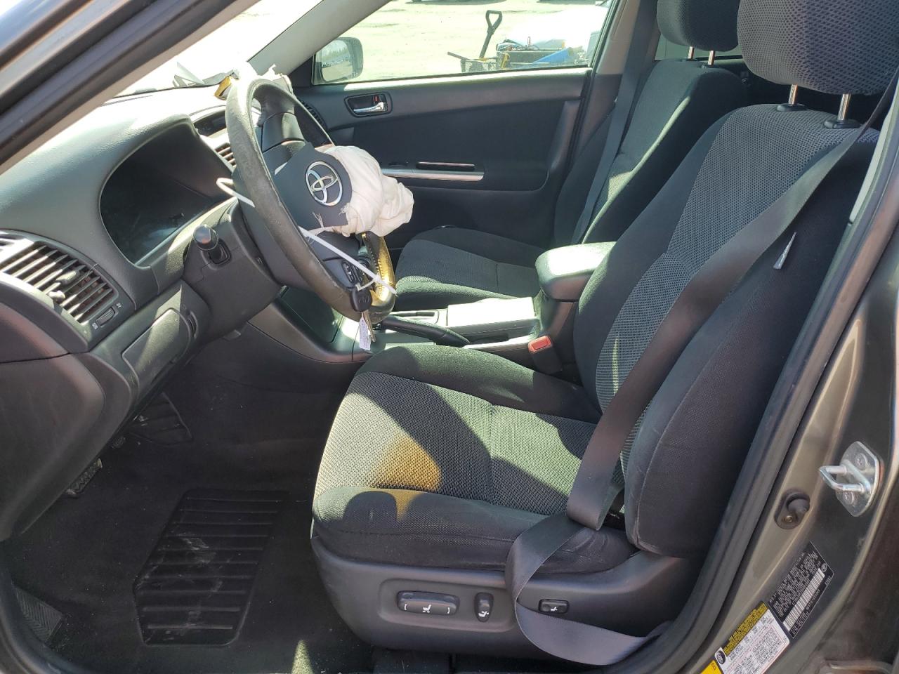 2005 Toyota Camry - Image 7