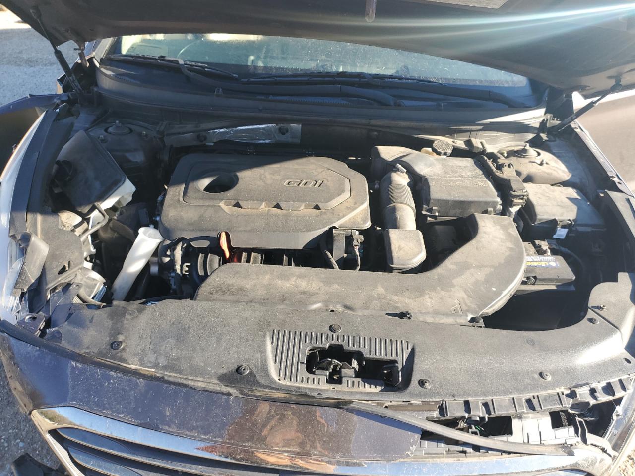 2015 Hyundai Sonata - Image 13