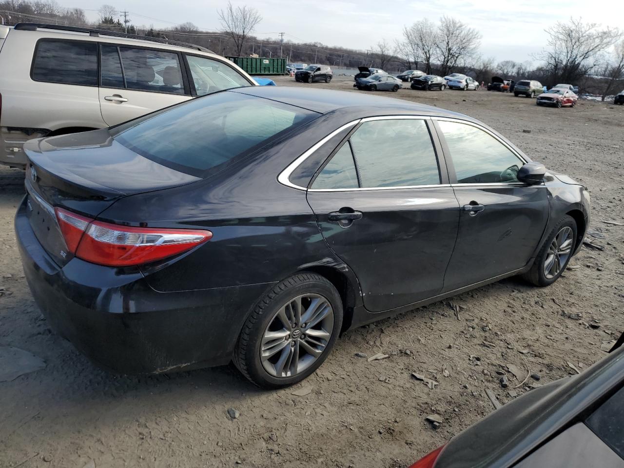 2016 Toyota Camry - Image 3