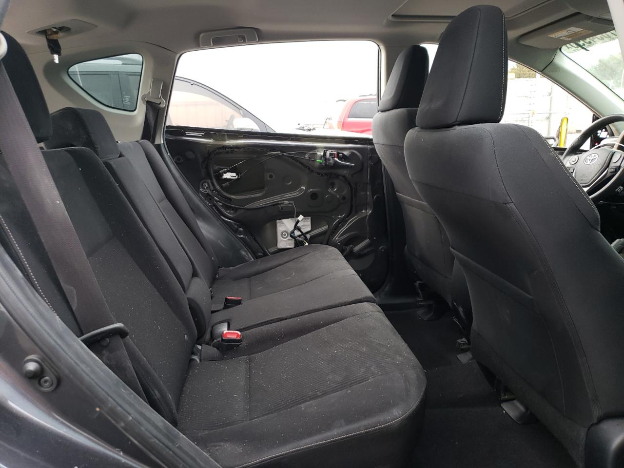 2014 Toyota RAV 4 - Image 11