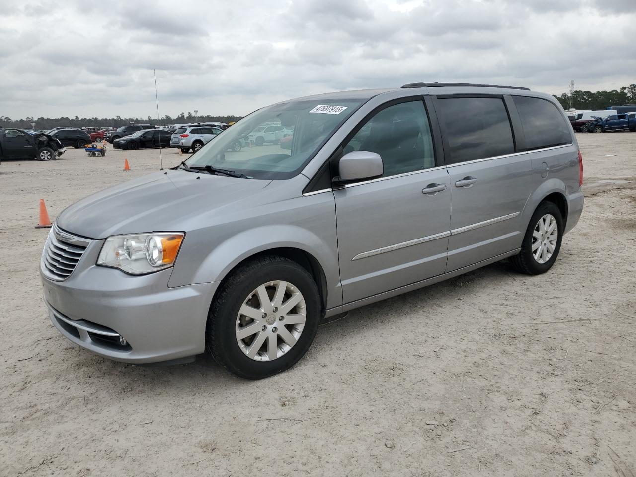 2016 Chrysler Town & Country - Image 1