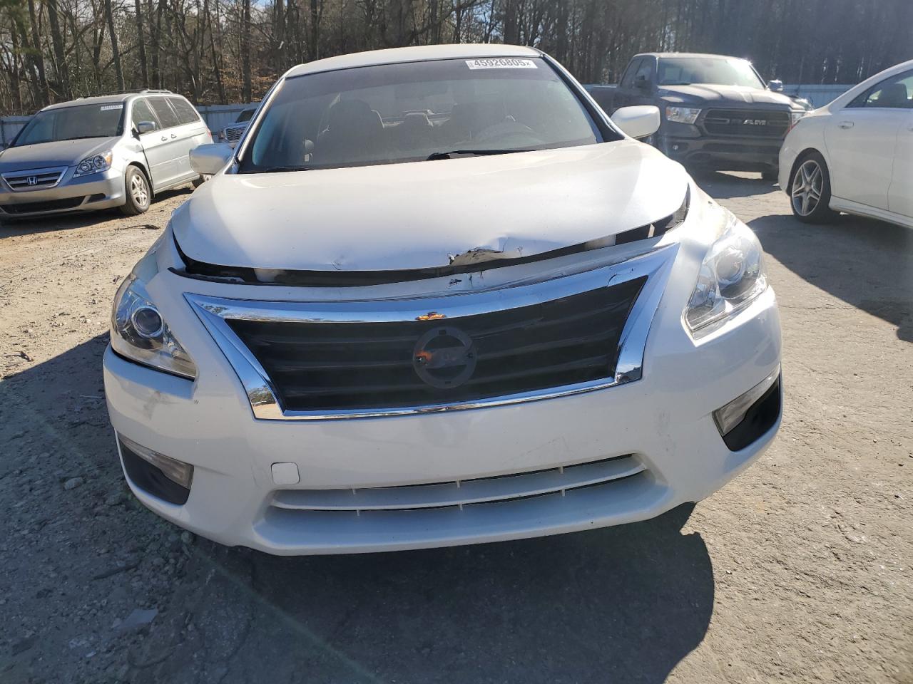 2014 Nissan Altima - Image 5