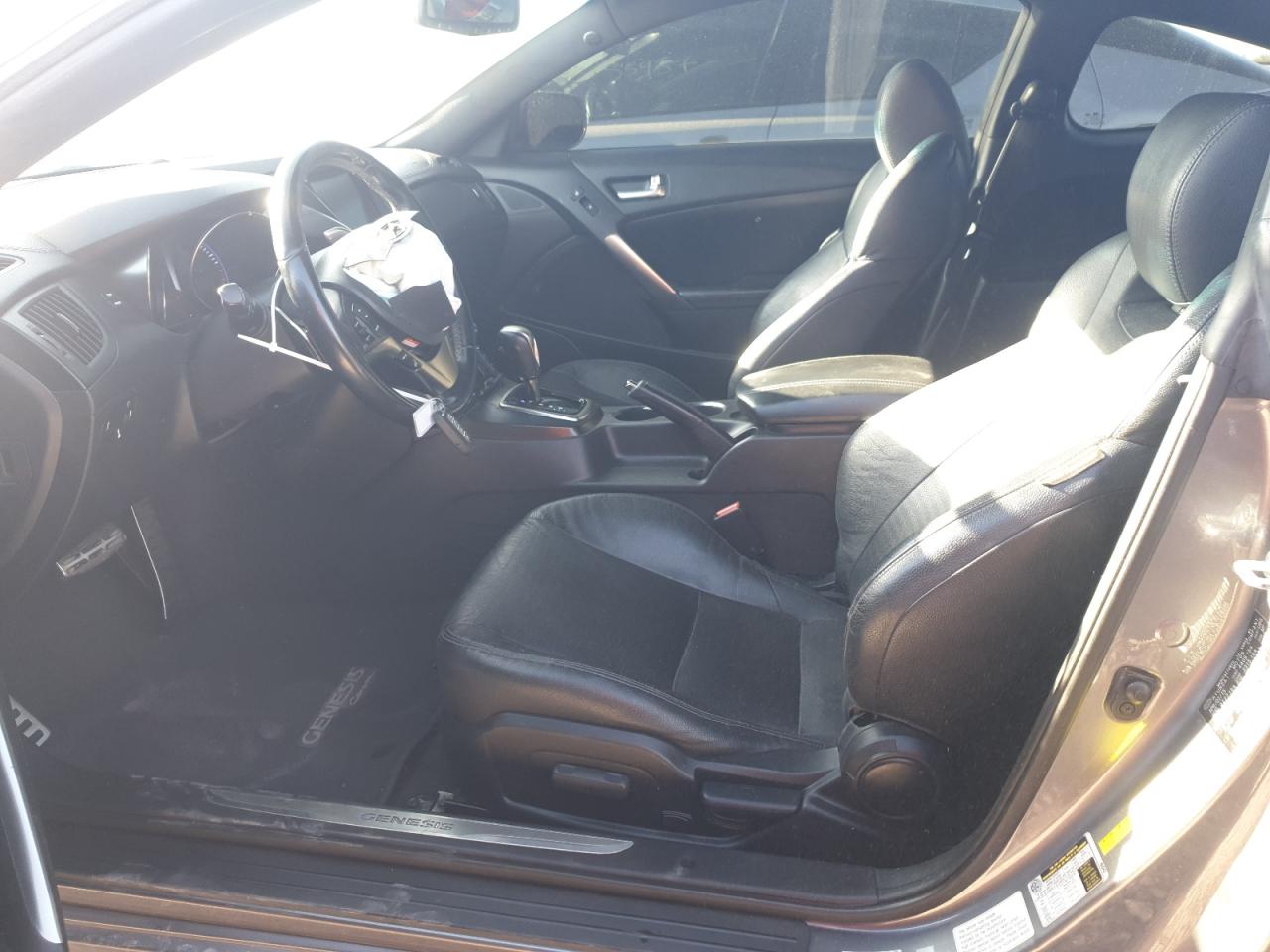 2015 Hyundai Genesis - Image 7
