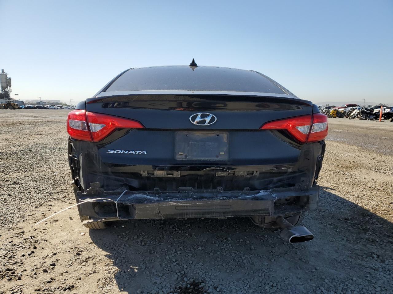 2015 Hyundai Sonata - Image 6