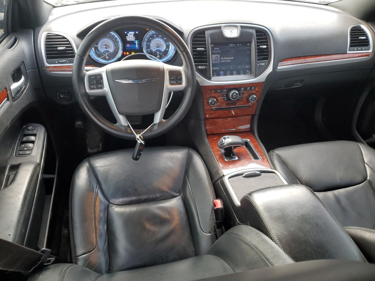 2014 Chrysler 300 - Image 8