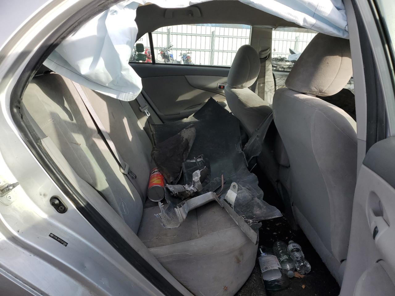 2009 Toyota Corolla - Image 10