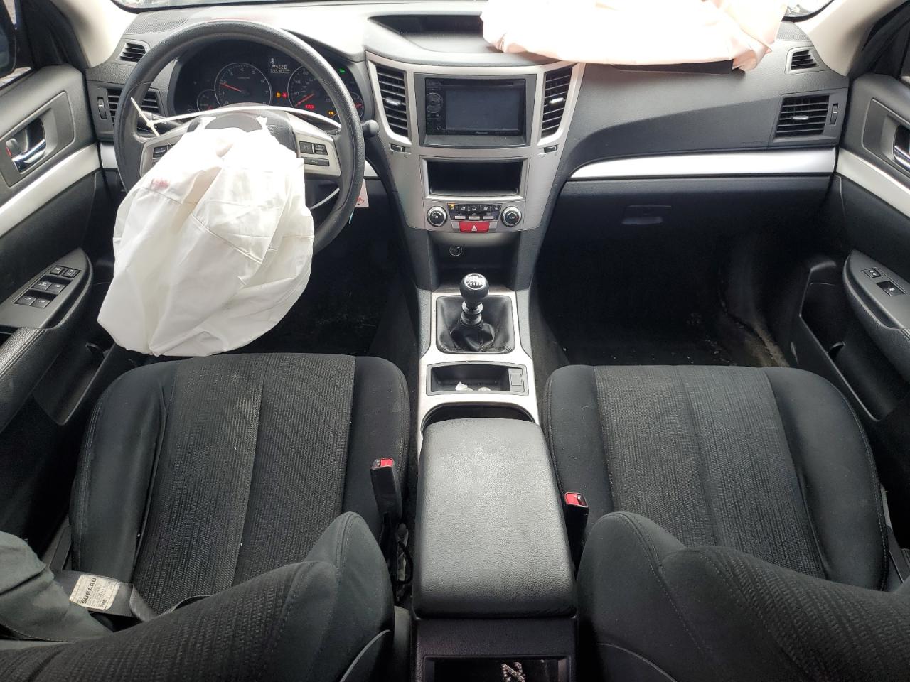 2013 Subaru Legacy - Image 8