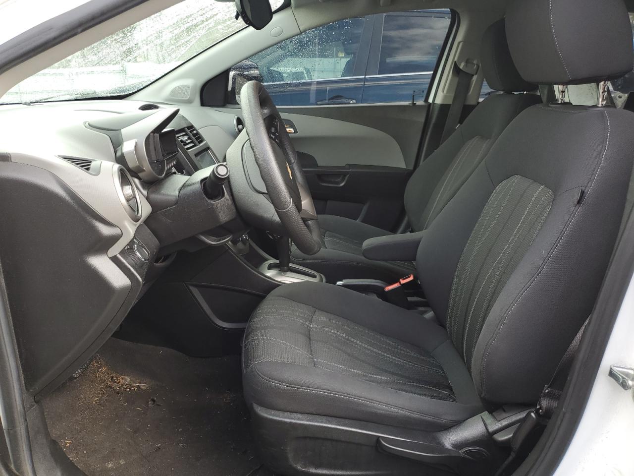 2016 Chevrolet Sonic - Image 7