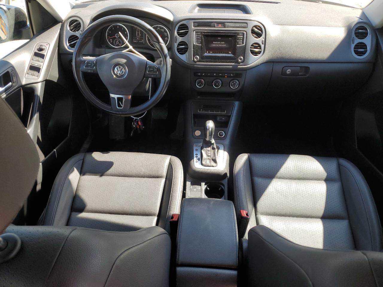 2016 Volkswagen Tiguan - Image 9