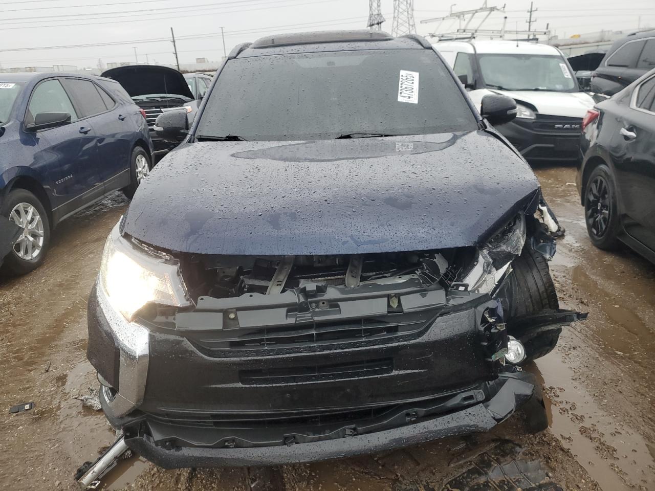 2018 Mitsubishi Outlander - Image 5
