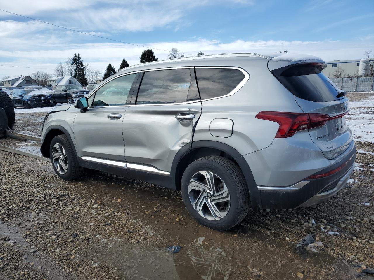 2022 Hyundai Santa Fe - Image 2