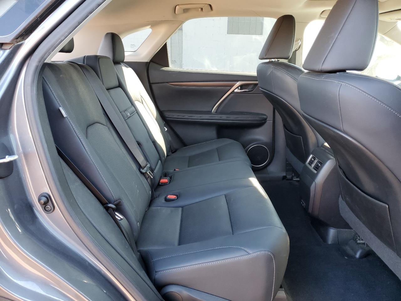 2021 Lexus RX - Image 11