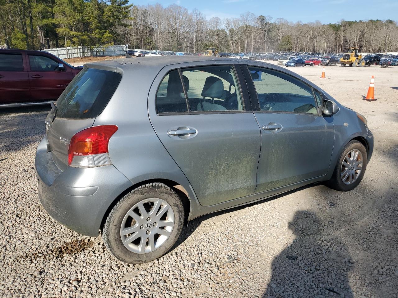 2009 Toyota Yaris - Image 3